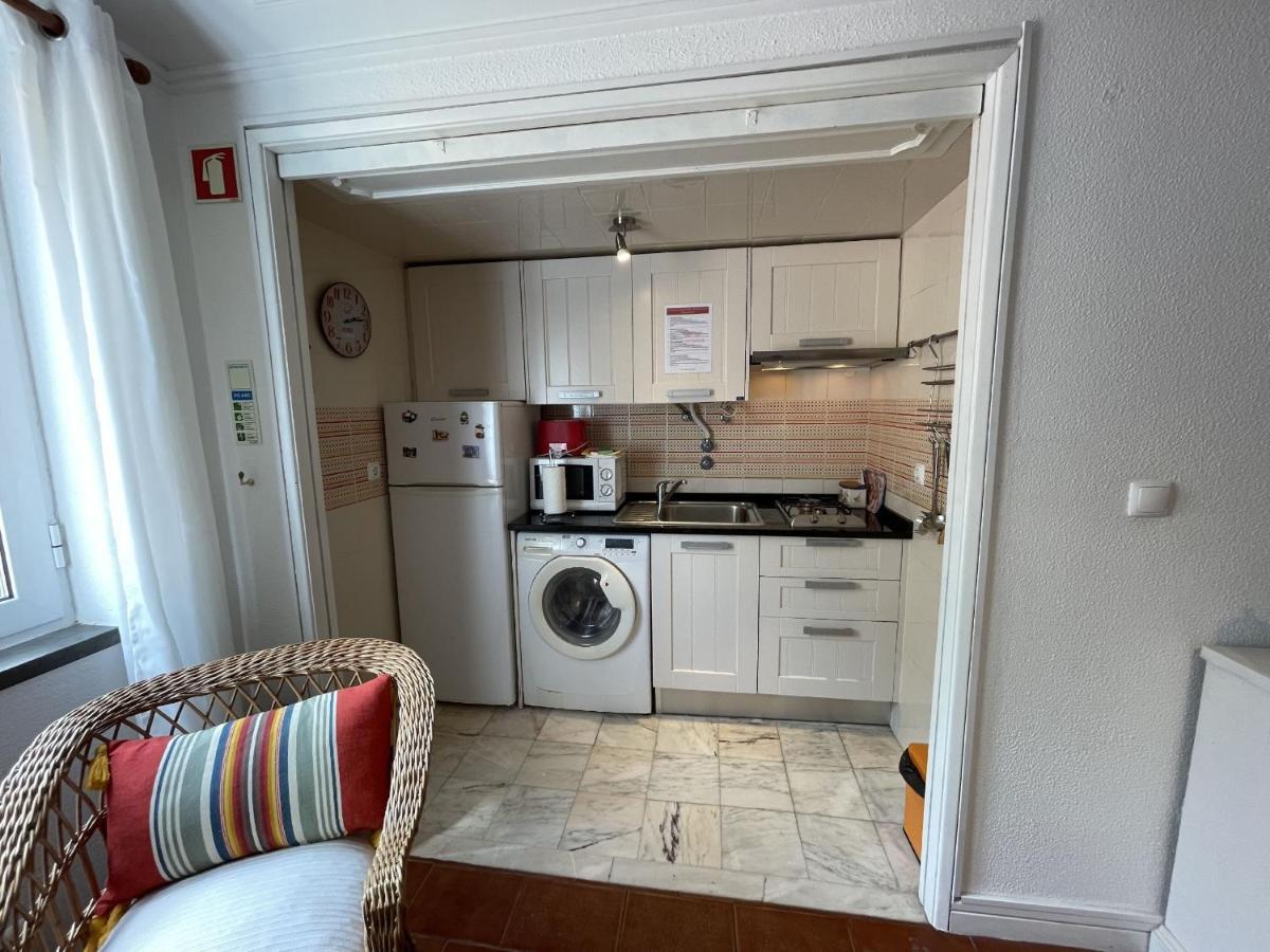 Ribeira Beach Apartment In Кашкайш Екстериор снимка
