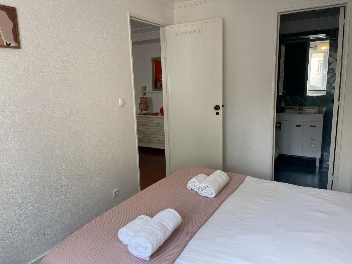 Ribeira Beach Apartment In Кашкайш Екстериор снимка