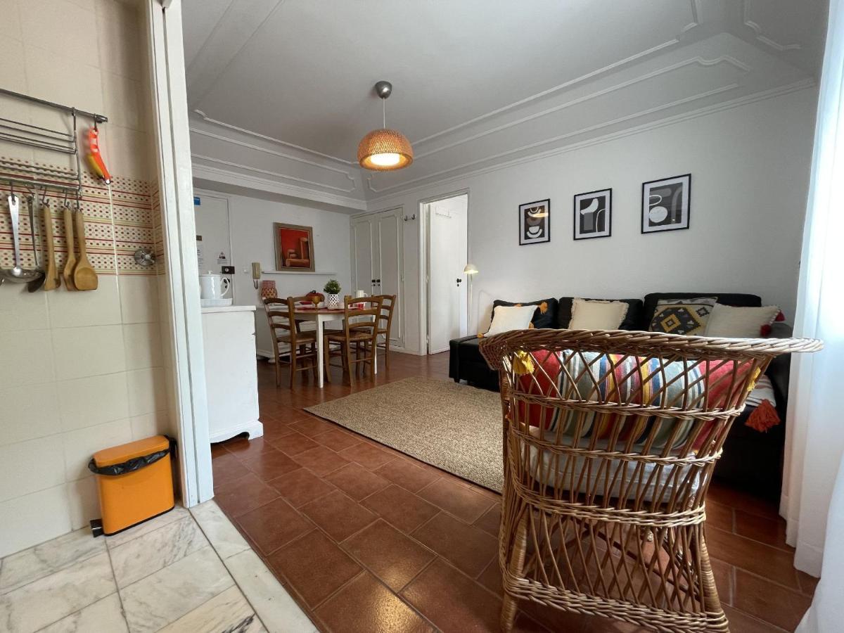 Ribeira Beach Apartment In Кашкайш Екстериор снимка