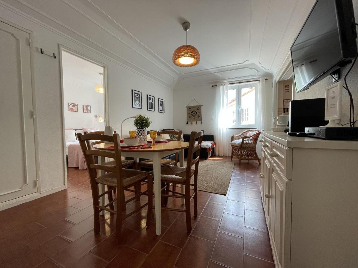 Ribeira Beach Apartment In Кашкайш Екстериор снимка