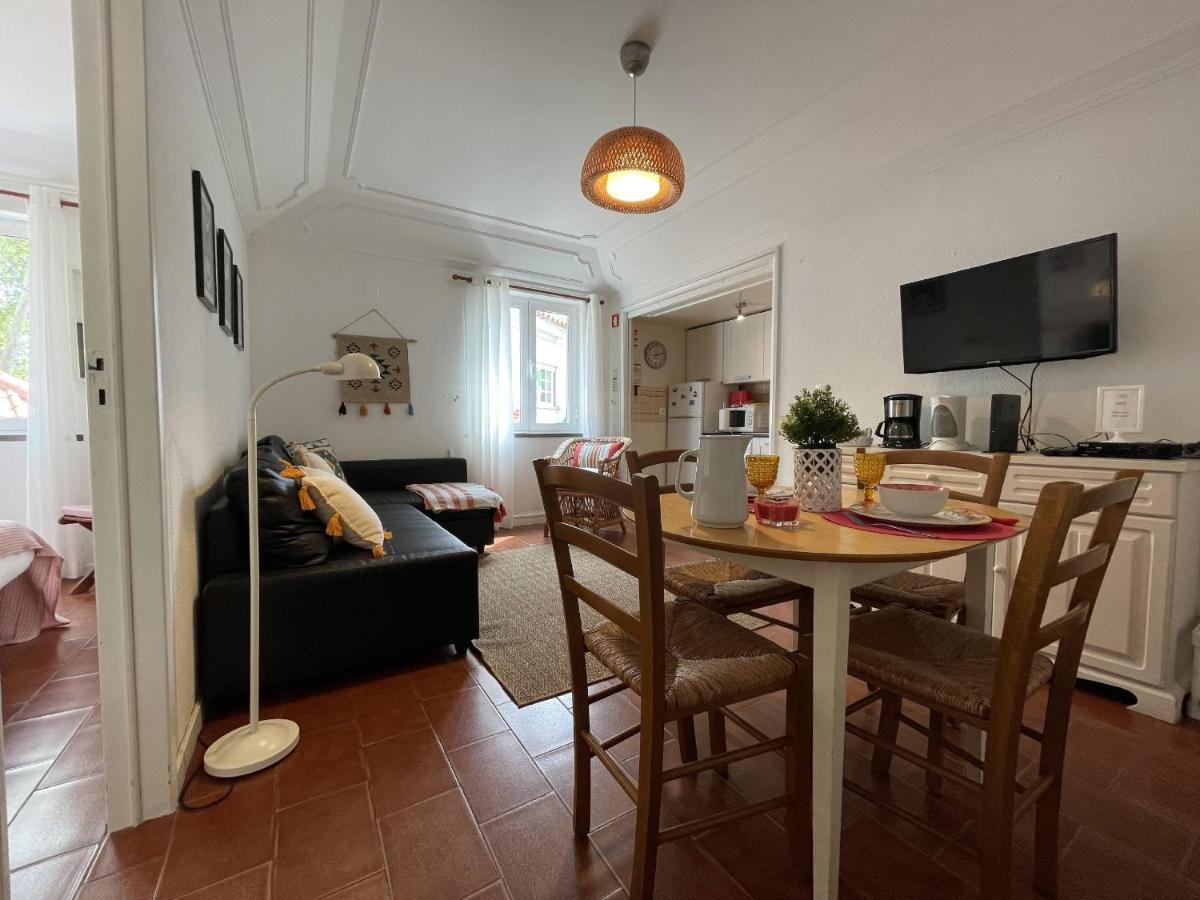Ribeira Beach Apartment In Кашкайш Екстериор снимка